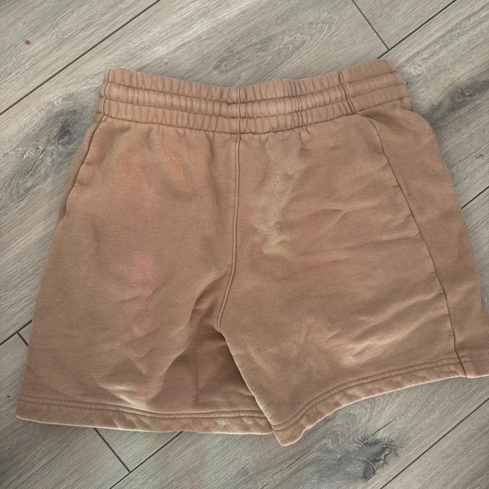 Aritzia TNA Sweat Shorts Beige - Picture 3 of 3